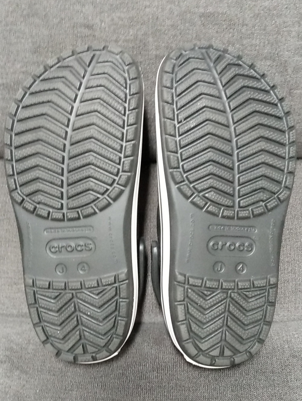 CROCS Kid's Crocband Clog Black Slip-On w/ White Trim Big Kids Size J4 - Picture 10 of 12